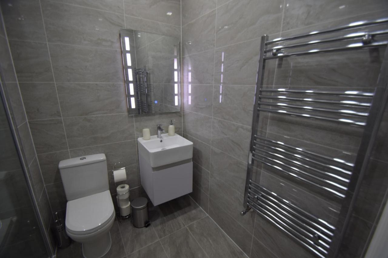 Sapphire House Telford Apartment Exterior photo